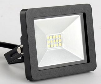 La prenda impermeable del estadio de IP65 10w 700lm llevó luces de inundación con el vidrio moderado, cuerpo de aluminio negro