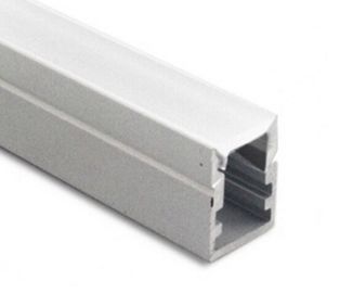 Perfil de aluminio de la cubierta LED de la PC para las tiendas/casero de encargo, emergidos montado