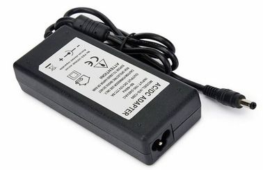 Nivel 5/CA del adaptador de los CCTVs 12v al tipo de la vertical del adaptador de la fuente de corriente continua
