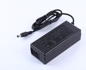 Nivel 6 del convertidor del adaptador de la CA DC con la entrada de 100Vac 240Vac, cargador llevado