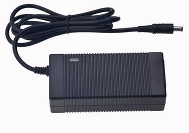 Adaptador de escritorio de encargo 3KVAC 3 poste de la CA DC del universal con el material del ABS