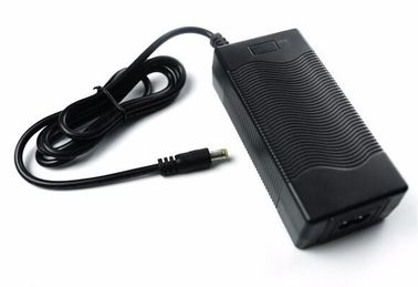 Adaptador portátil negro de la fuente de alimentación de la transferencia del adaptador/240 vatios de la CA DC