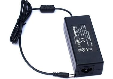 El adaptador de escritorio 12V 9A del poder más elevado para las tiras/cámara CCTV, UL del LED de la FCC enumeró