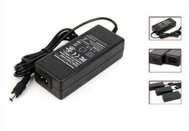 Portable del adaptador de la eficacia alta 120mvpp 12v con la frecuencia 50-60Hz