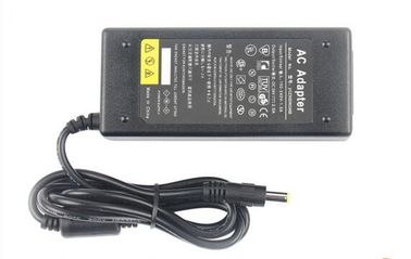 Adaptador de la CA DC 12v, 12 voltios fuente de alimentación de 5 amperios para el sistema de seguridad
