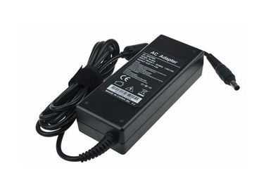 Chaqueta del ABS C6 del adaptador de corriente alterna del ordenador portátil del reemplazo de Samsung 19V 4.74A 90W, FCC de Rohs del CE