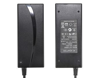 Fuente de alimentación enumerada TUV del adaptador de la transferencia de la CA DC de SAA para las tiras del LED, color negro