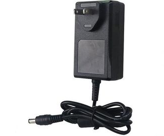 Emparede la PC de la fuente de alimentación de voltio 1.5A 2A 2.5A 3A del adaptador 12 del soporte 12V incombustible