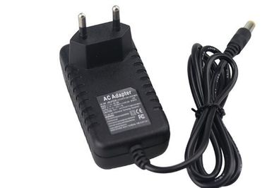 Emparede la PC de la fuente de alimentación de voltio 1.5A 2A 2.5A 3A del adaptador 12 del soporte 12V incombustible