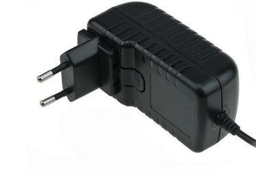 la FCC del CE de la UL del adaptador del soporte de la pared de 12W 12V/1A certificó 2 años de garantía