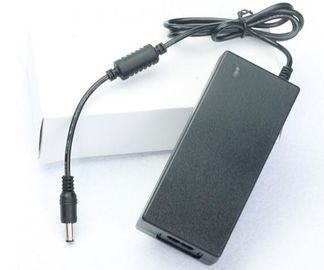CA del soporte de la pared a la fuente de alimentación del adaptador de DC 12v para la cámara CCTV/las tiras llevadas