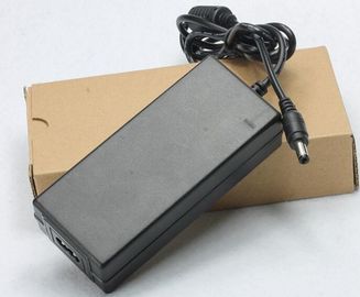 las fuentes de alimentación del CCTV de 12V 5A, CA DC llevaron el cargador de la fuente de alimentación transformador de 60 vatios