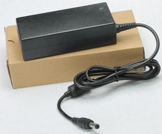 las fuentes de alimentación del CCTV de 12V 5A, CA DC llevaron el cargador de la fuente de alimentación transformador de 60 vatios