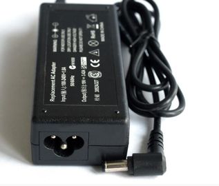 fuente de alimentación del ordenador portátil del reemplazo de 19V 1.58A, adaptador de la CA DC de 5.5*1.7m m para Acer