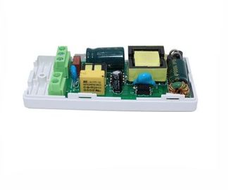 la C.C. de 12V 1.25A 15W llevó la fuente de alimentación de la transferencia con el terminal plástico de la cubierta y de tornillo