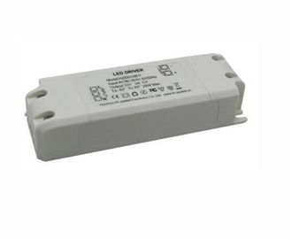 el voltaje constante del adaptador de 24v 1a LED llevó el triac dimmable 12v 1.5a 1.8a 2a del conductor