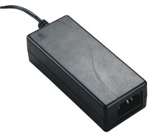 Cargador de batería de la fuente del enchufe de pared del plástico 12V 2.5A del ABS, transformador llevado de las tiras